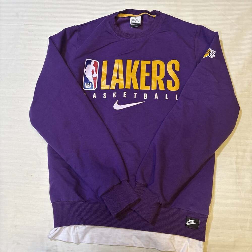 Nike Los Angeles Lakers NBA Basketball Purple Crewneck Sweatshirt Men’s M.